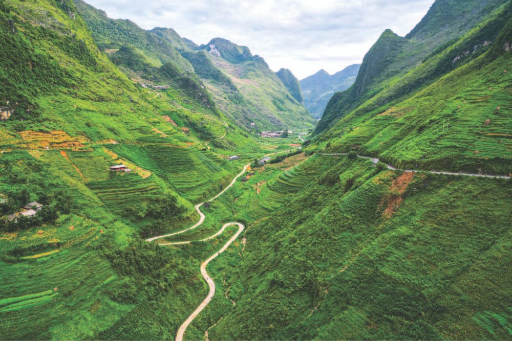 Peak of the North: The Ultimate 5 Day Ha Giang Cycling Adventure